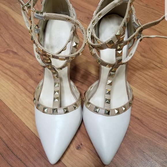 Nude heels! - Picture 2 of 4